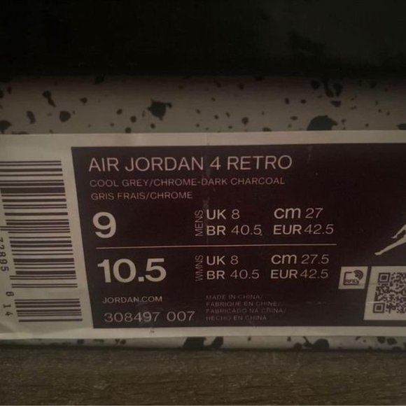 Air Jordan 4 Retro - Grey/Chrome (NEW w/box)